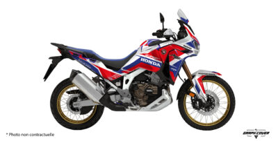 Ce kit déco permet aux passionnés de tout-terrain d’afficher fièrement une Africa Twin Adventure Sports prête pour l’aventure avec un look de compétition.