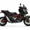 Le kit déco standard personnalisable Sario pour le scooter Honda X-ADV permet de transformer l'apparence de votre véhicule tout en ajoutant une touche de personnalisation sportive et unique.