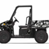 Le kit déco standard personnalisable Kamo pour le SSV Polaris Ranger 570, également adaptable pour les Ranger 500 et EV (électrique) est spécialement conçu pour donner à votre véhicule un look unique et robuste, adapté aux aventures tout-terrain.