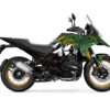 Kit Déco BMW R 1300 GS. Sublimez votre BMW R 1300 GS avec le kit déco Travel, conçu pour les aventuriers modernes. Facile à poser.