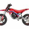 Offrez une touche d'élégance et de performance à la GasGas MC-E 2, la moto électrique pour enfants, grâce à notre kit déco Heritage disponible également sur les modèles adultes.