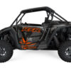 Transformez votre RZR en un véritable chef-d’œuvre de design et de performance avec notre nouveau Kit déco Polaris RZR XP premium Halftone.