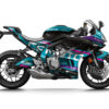Transforme ta CF MOTO 675 SR en véritable machine de course avec notre tout nouveau kit déco GP3, inspiré directement des paddocks de MotoGP.