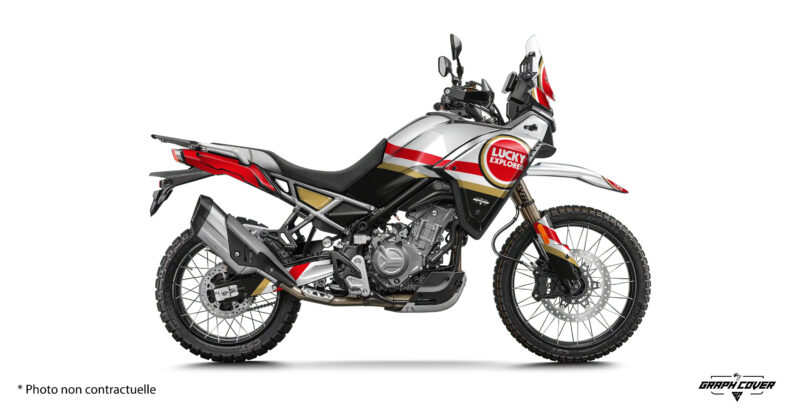 Redonne du caractère à ta CF Moto avec les Stickers 450 MT Lucky Explorer, une édition spéciale inspirée des grandes heures du rallye-raid.