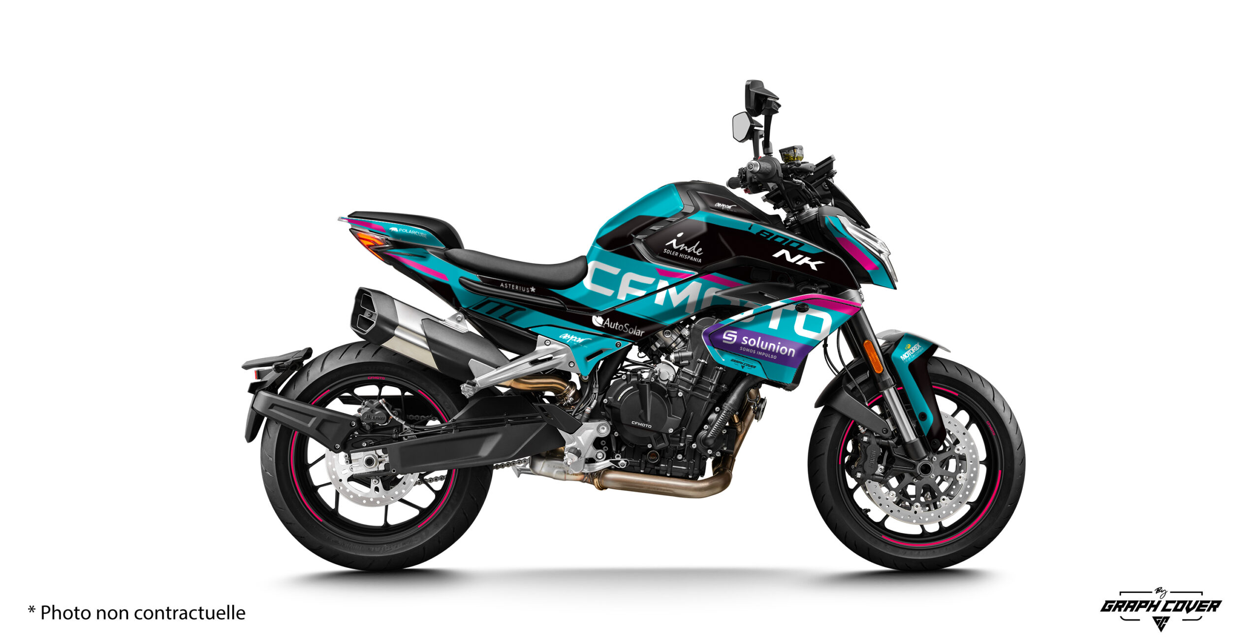 CF-MOTO-800NK-23+-GP3-Turquoise_3D- Transformez votre roadster en véritable machine de course grâce aux stickers CF Moto 800NK au design GP3. Disponible en finition brillante ou mate