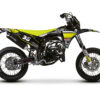 Offrez un style unique à votre moto avec ce kit déco Fantic XM 50 Comics (compatible XE 50). Vinyle adhésif haute qualité, colle renforcée.