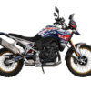 Offrez un nouveau souffle à votre BMW avec le Kit déco F900GS design Slash, une création pensée pour les aventuriers qui veulent allier performance et style.