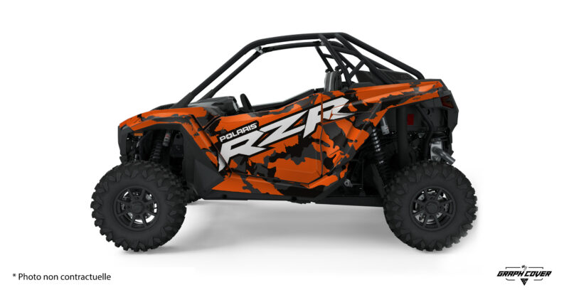 Impose ton style et affirme ta présence sur chaque terrain avec le Kit déco RZR Pro XP– Design Stealth qui s’inspire des motifs militaires contemporains.
