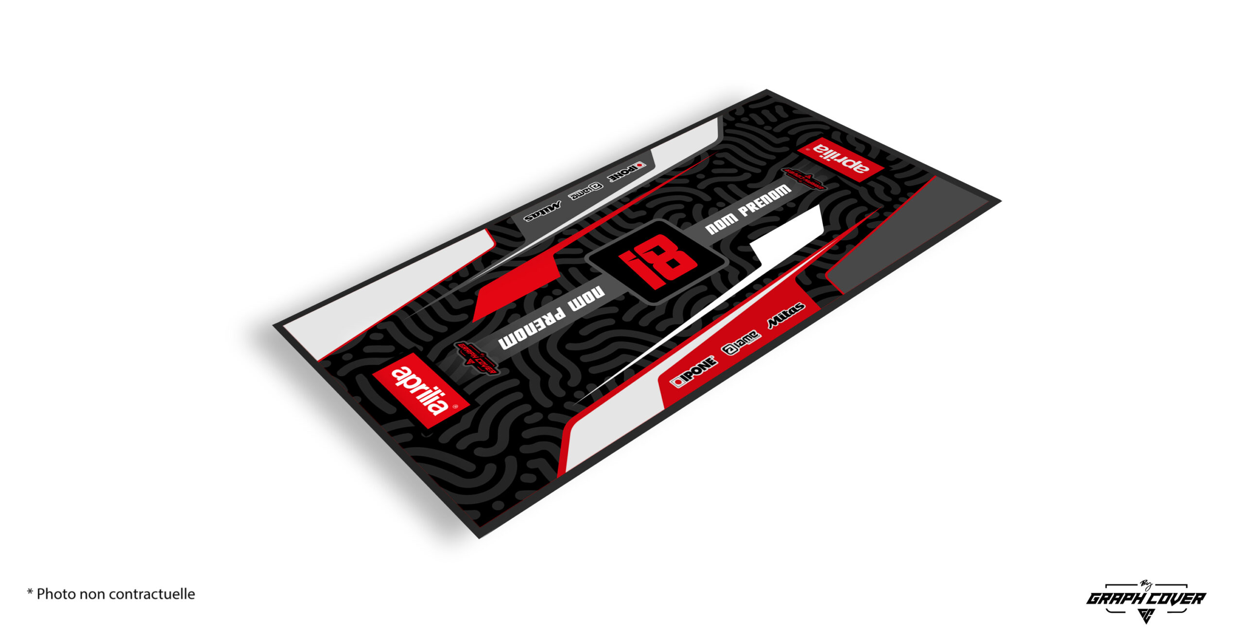 TAPISMOTOMODEL7APRILLIARED95x200_3D Exprime ton style sur les paddocks avec ce tapis moto Aprilia, alliant design moderne et performance technique. Design Racing signé Aprilia.