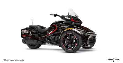 Découvrez le Kit déco Spyder F3 Limited Phantom, un design moderne et intense. Personnalisable, disponible en plusieurs couleurs et finitions.