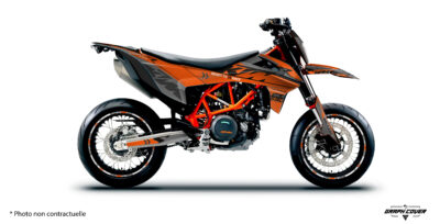 Kit déco KTM SMC690 R Strada : design street racing moderne, personnalisable et résistant pour transformer votre supermotard avec style et précision.