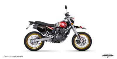 Mash X-Ride 125 : adoptez le kit déco Lucky au style racing vintage. Trois coloris, personnalisation et fabrication française de qualité.